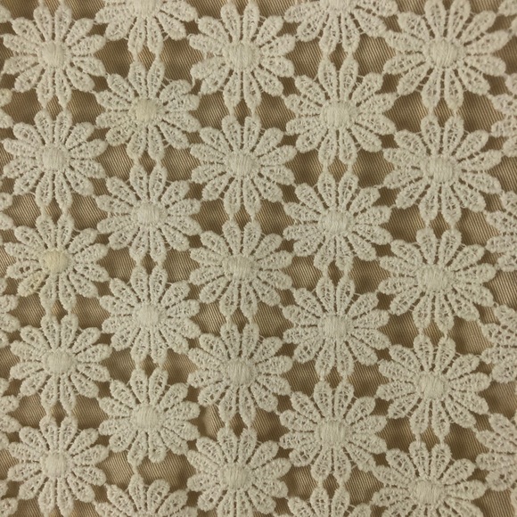 Women’s Talbots tan jacket featuring crochet floral overlay size 10 - Picture 9 of 11